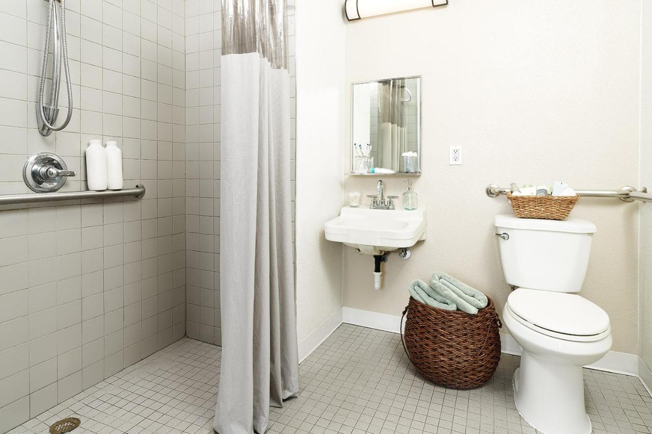Intown Suites Extended Stay Newport News Va - North 外观 照片